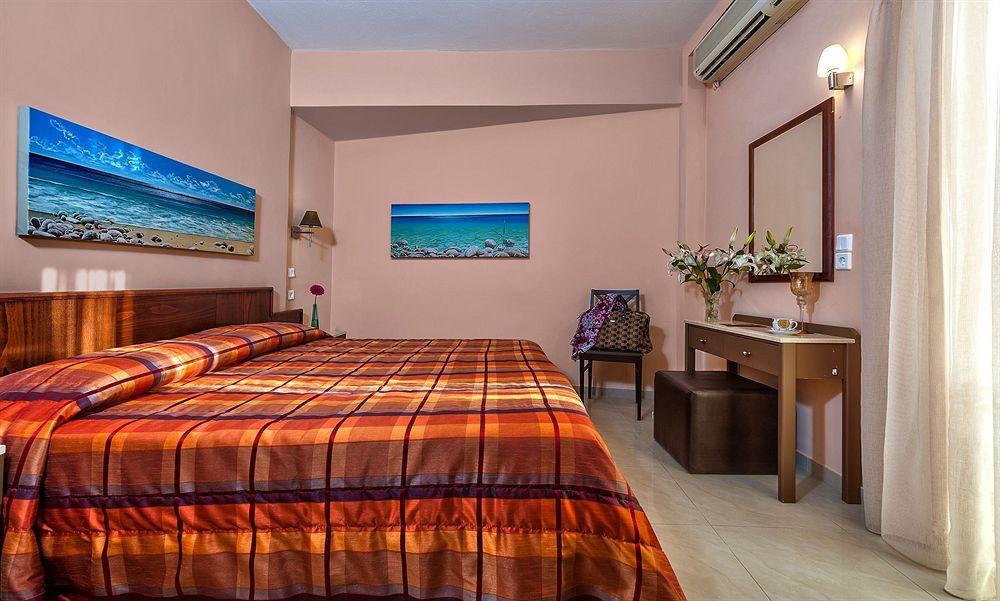 Leonidas Hotel & Apartments Rethymno Esterno foto